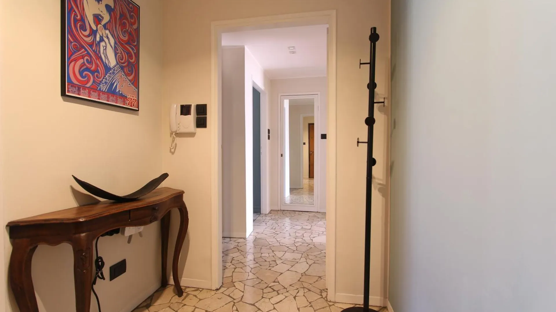 Bamboo Milano Inama Apartment